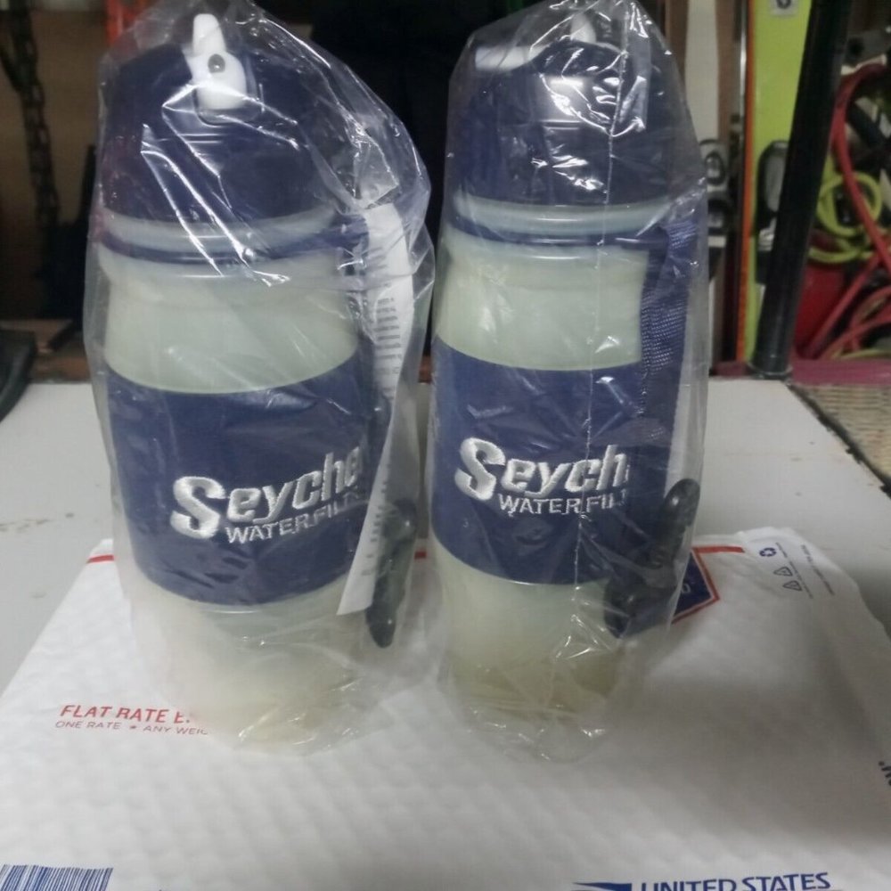 2x New Seychelles 28oz Filtration Flip Top Pure Water Filter Squeeze Bottles